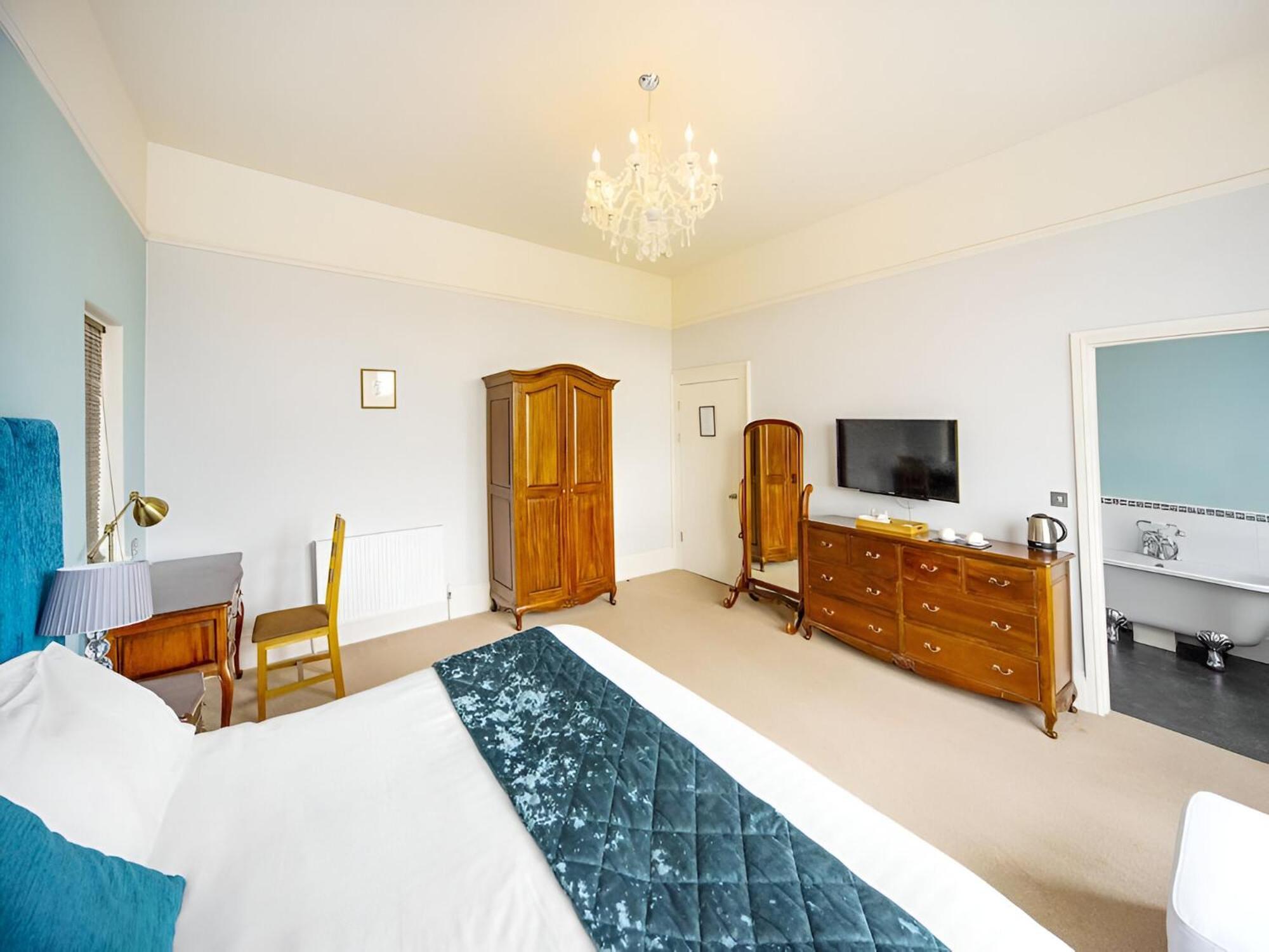 Crofton House Hotel ทอร์คิ ภายนอก รูปภาพ