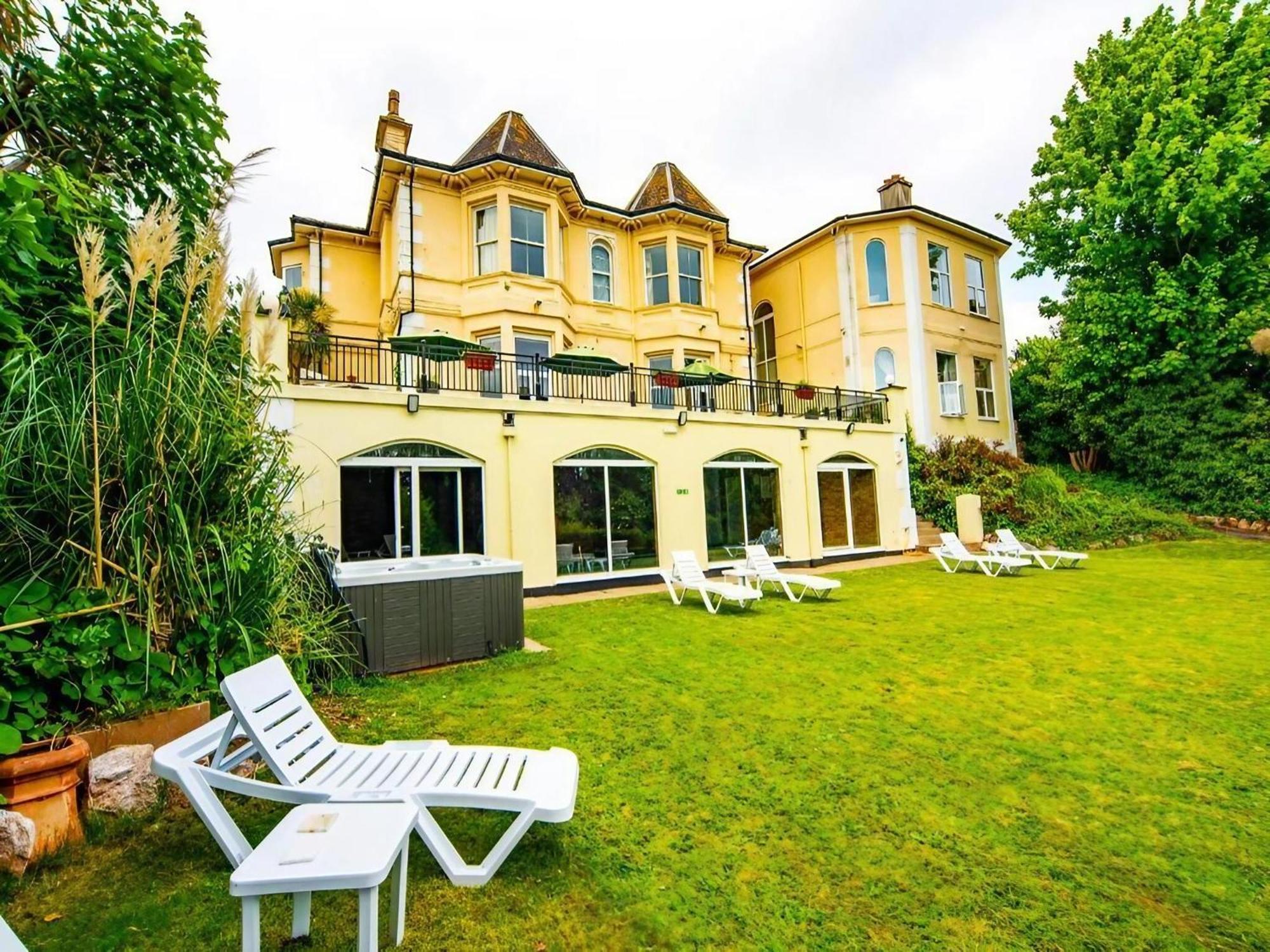Crofton House Hotel ทอร์คิ ภายนอก รูปภาพ